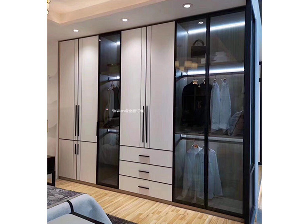 衣柜定制